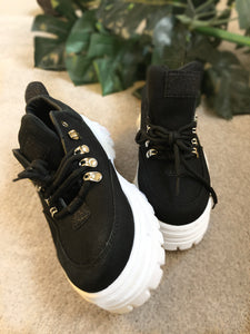 Black and white Chunky Sole trainers